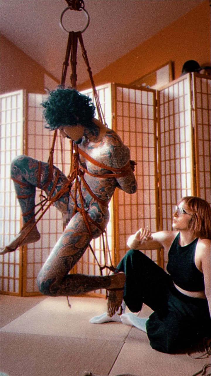 Ariana Ruža & Rebis — suspension session